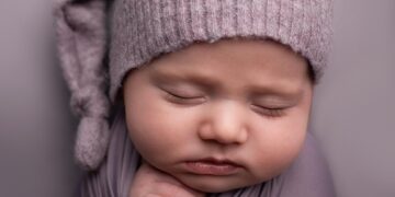 Mastering Your Newborn’s Feeding Routine: A Guide to Nurturing your Baby’s Development