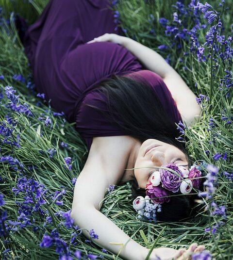 Stylish Bumps: Elevate Your Maternity Wardrobe with These Must-Have Clothes